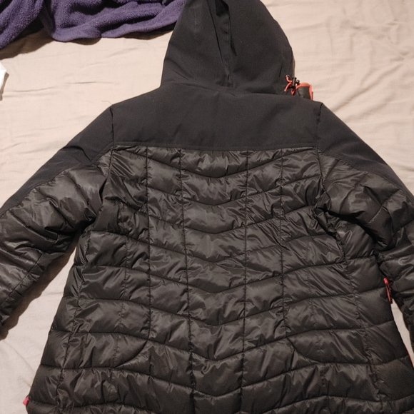 Womans jacket - Picture 2 of 3